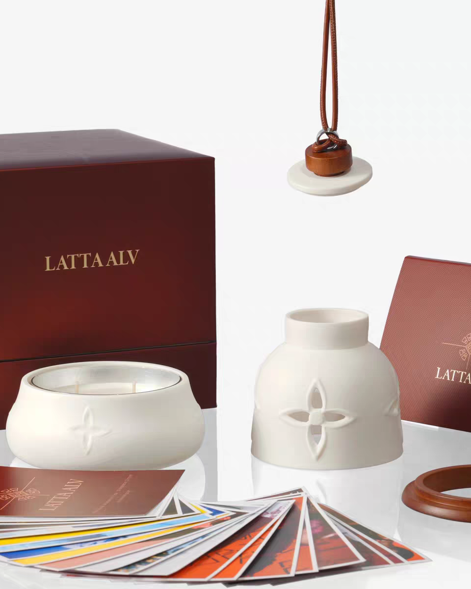 LATTA ALV Bell Ceramic scented candle (S)